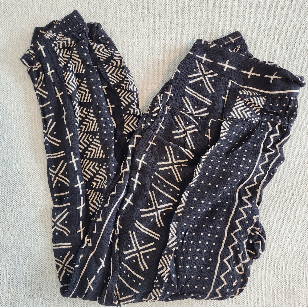 Black and White Patterned Pants